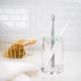 Zubní kartáček NuSkin AP 24 Whitening Toothbrush − bílozelený