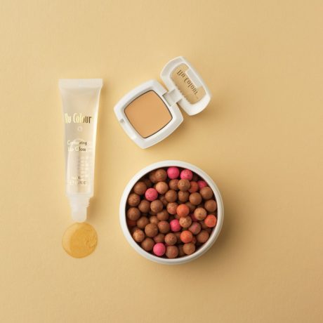 nu-skin-nu-colour-contouring-lip-gloss-bronzing-pearls-concealer-lifetsyle-aerial-image