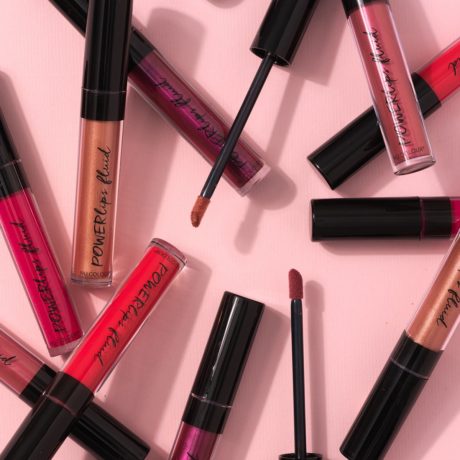 nu-skin-nu-colour-powerlips-liquid-lipstick-lifestyle-image