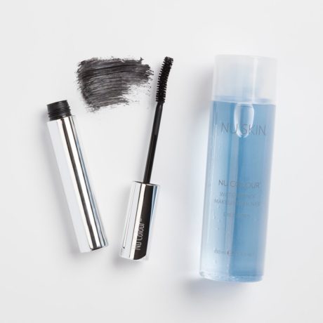 nu-skin-nu-colour-waterproof-makeup-remover-and-curling-mascara-lifestyle-image