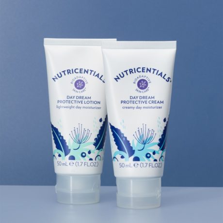 nu-skin-nutricentials-nu-skin-nutricentials-day-dream-protective-cream-and-lotion-products-lifestyle-image